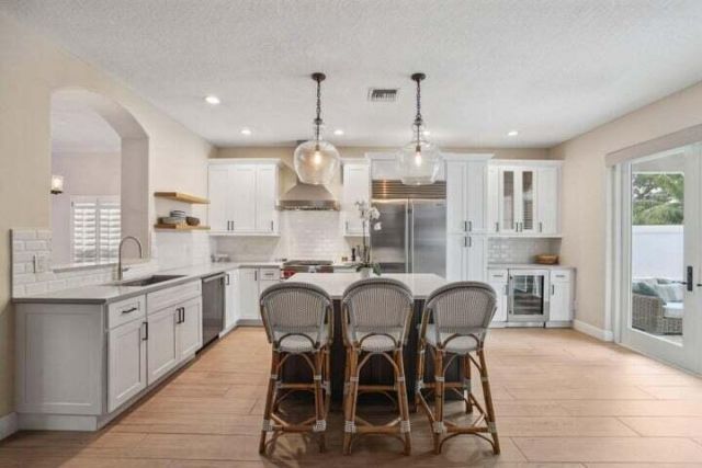 1050 Delray Lakes Drive, Delray Beach, FL 33444 Photo