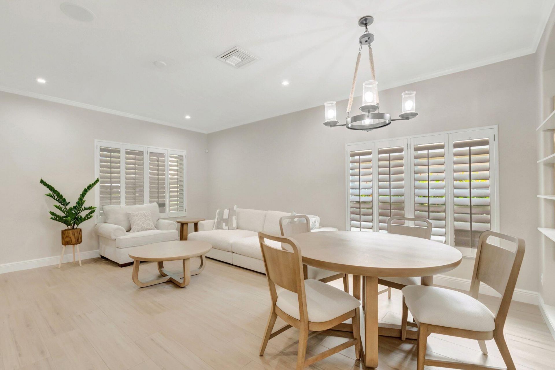 1050 Delray Lakes Drive, Delray Beach, FL 33444 Photo