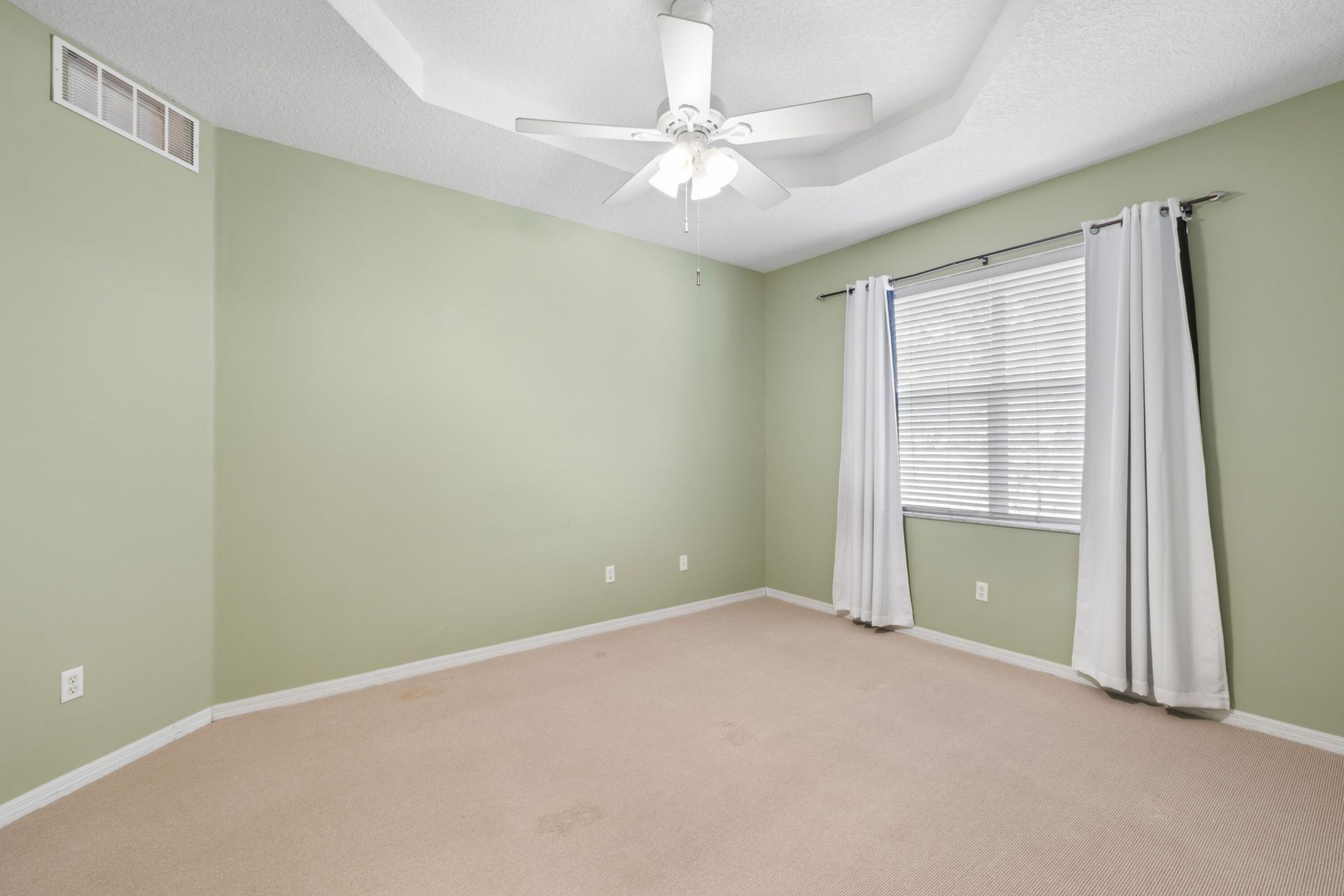 2179 Man Of War, West Palm Beach, FL 33411 Photo