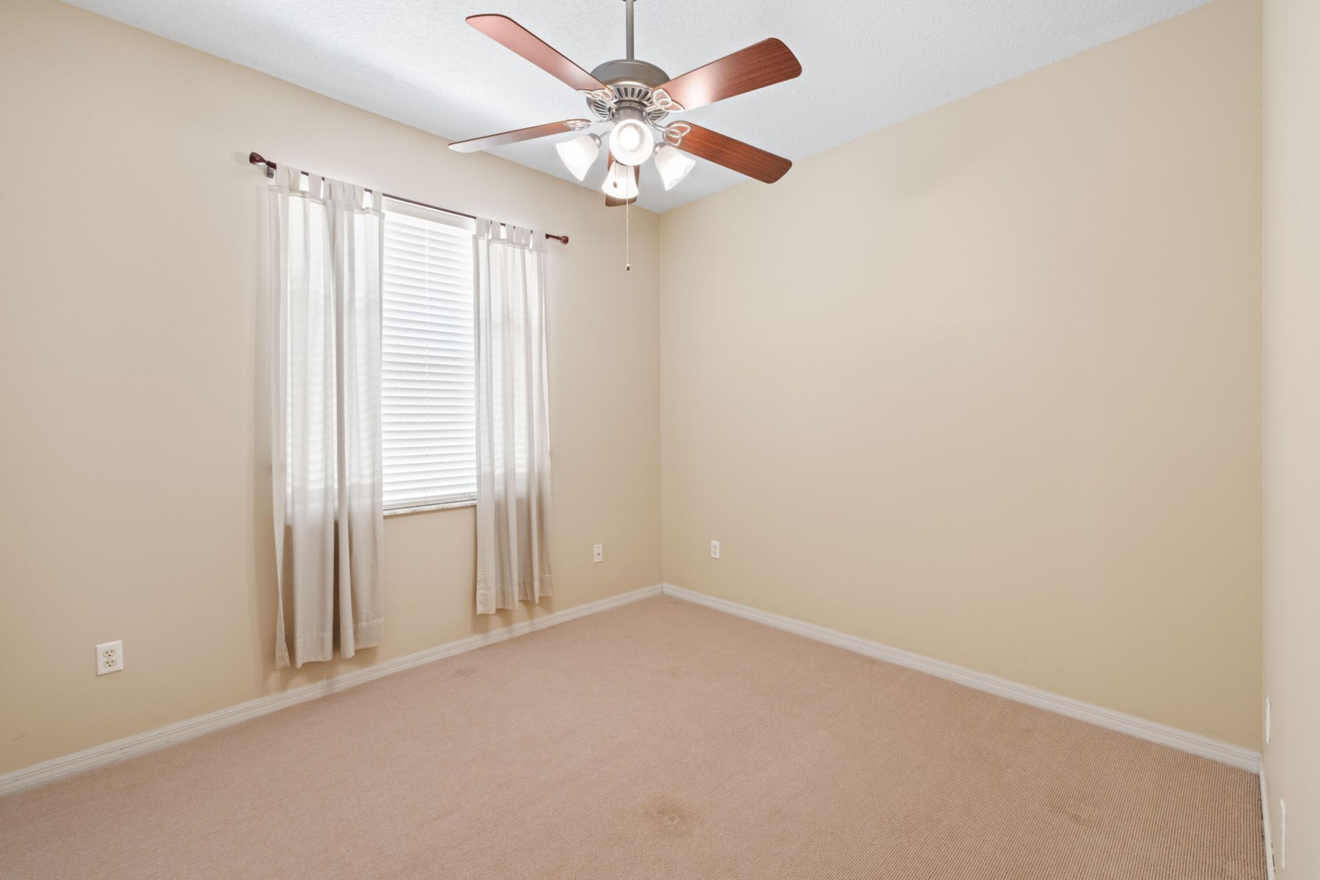 2179 Man Of War, West Palm Beach, FL 33411 Photo