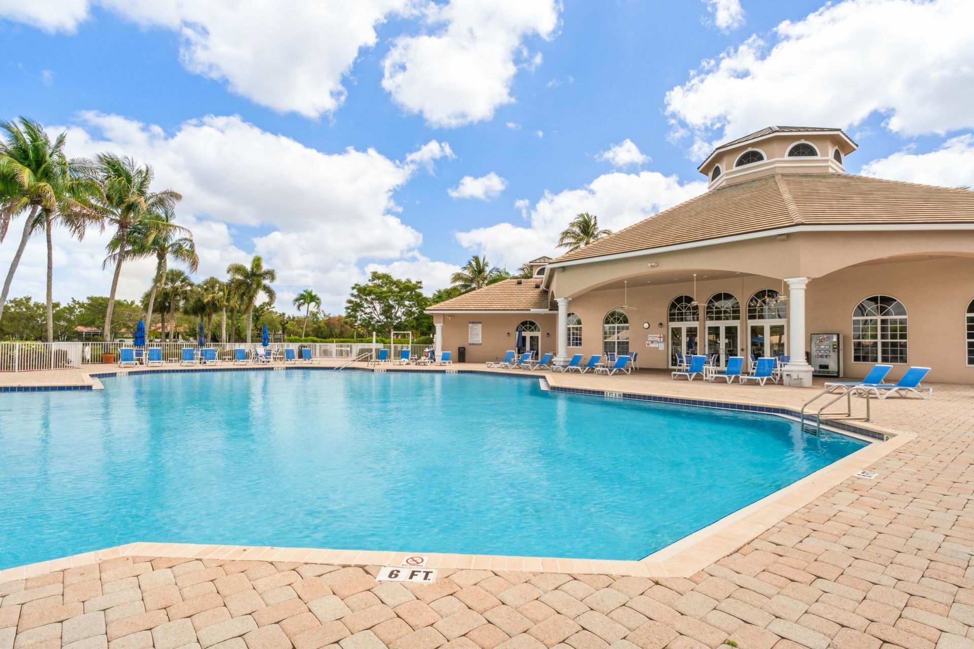 2179 Man Of War, West Palm Beach, FL 33411 Photo