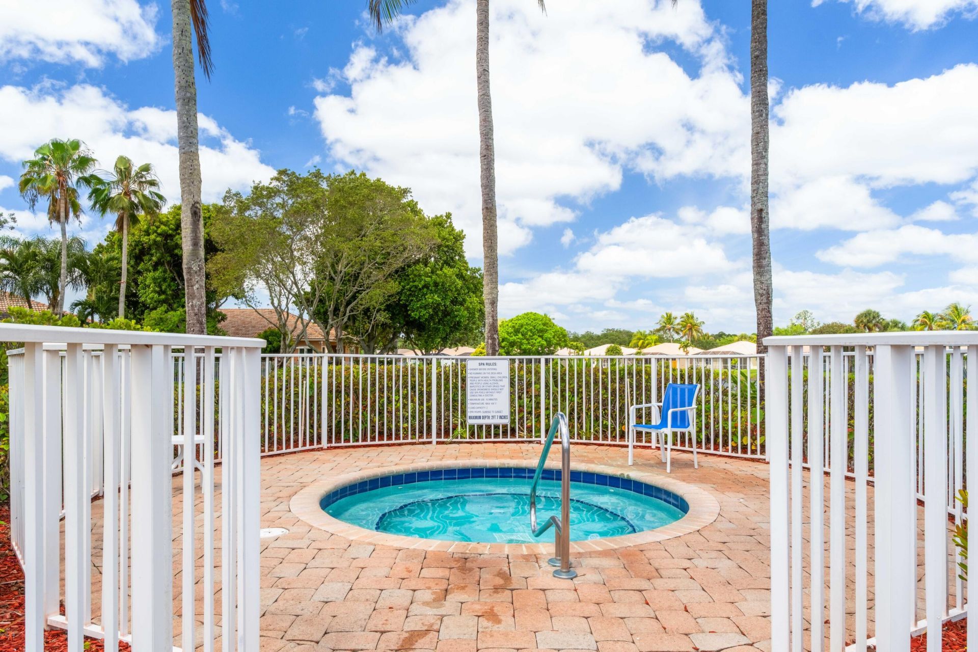 2179 Man Of War, West Palm Beach, FL 33411 Photo