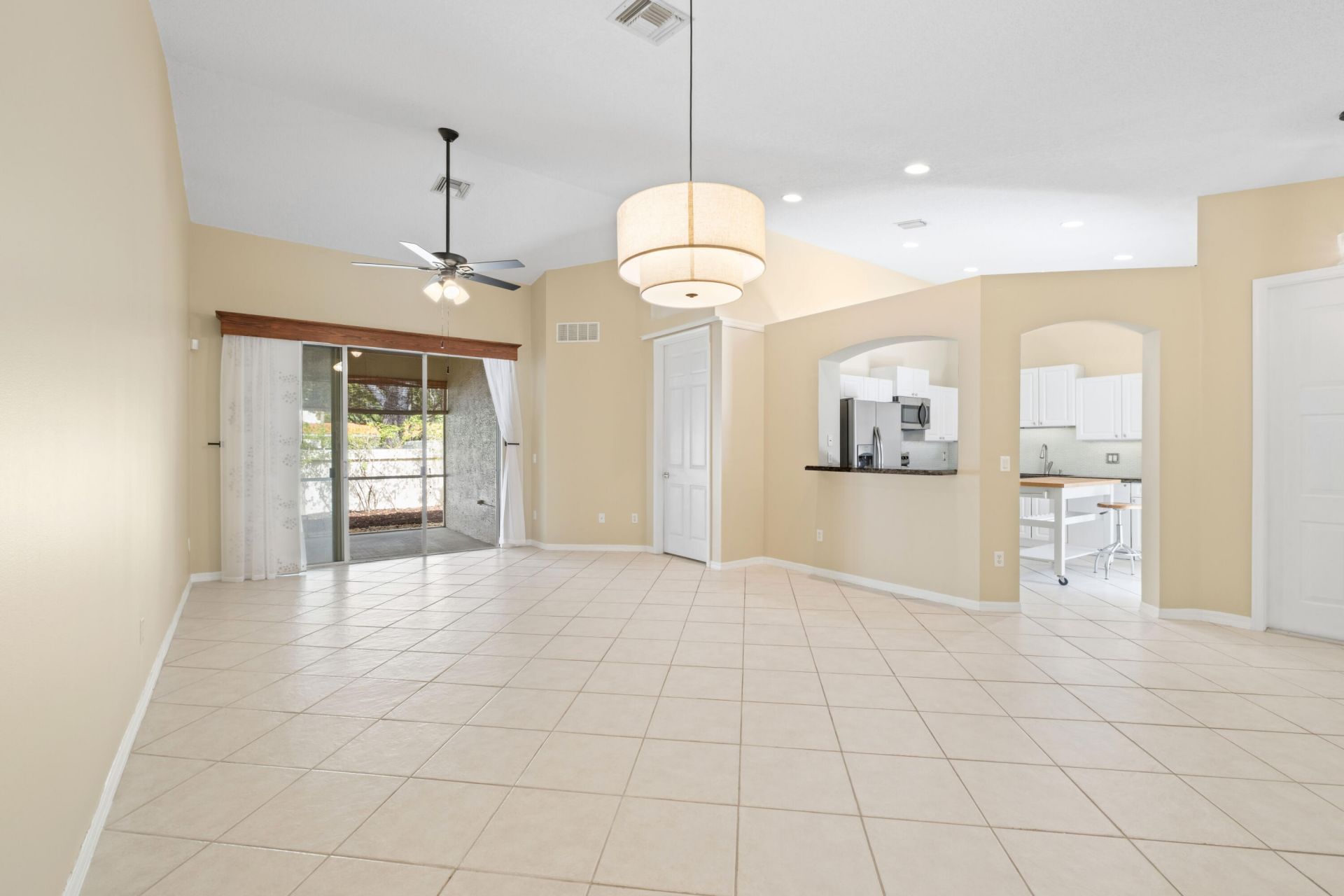 2179 Man Of War, West Palm Beach, FL 33411 Photo