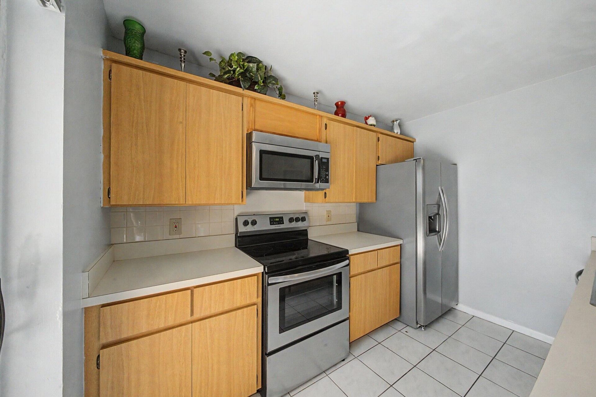 5710 57th Way, West Palm Beach, FL 33409 Photo