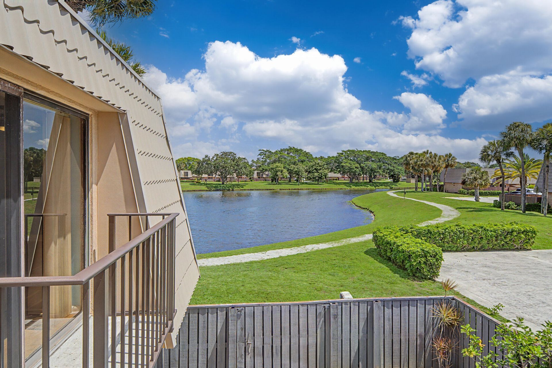 5710 57th Way, West Palm Beach, FL 33409 Photo