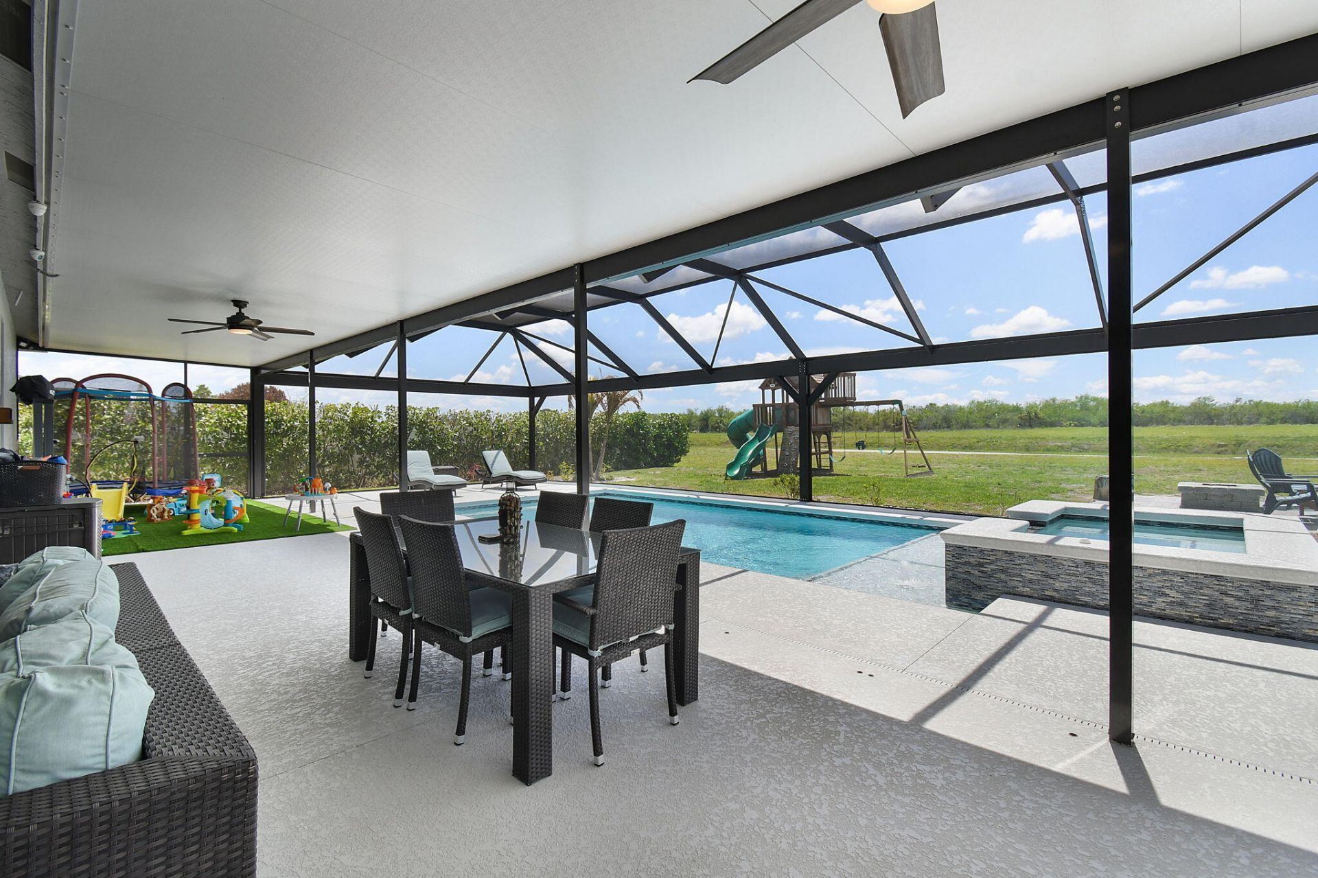 508 SW Bradshaw Circle, Port Saint Lucie, FL 34953 Photo