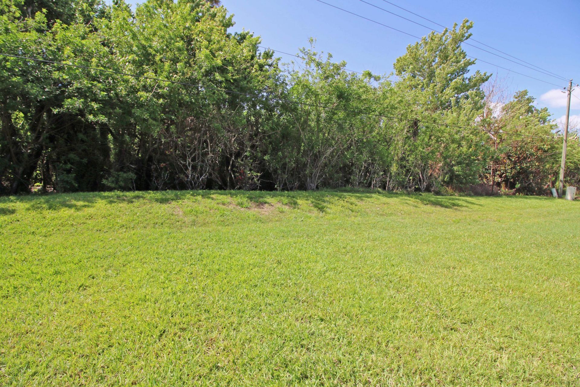 450 SW South River Drive, Unit 104, Stuart, FL 34997 Photo