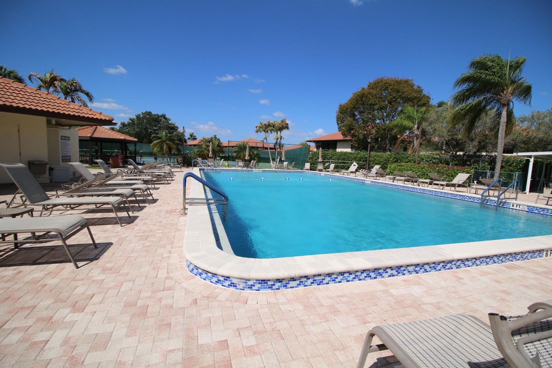 450 SW South River Drive, Unit 104, Stuart, FL 34997 Photo