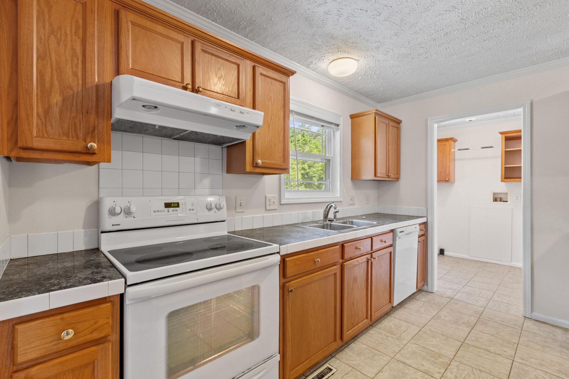 3241 Clairmont Drive Photo 17