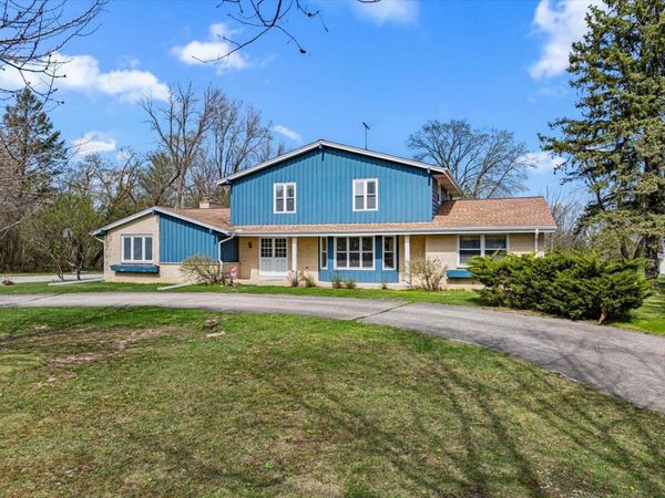 2818 Farview DRIVE, Richfield, WI 53076