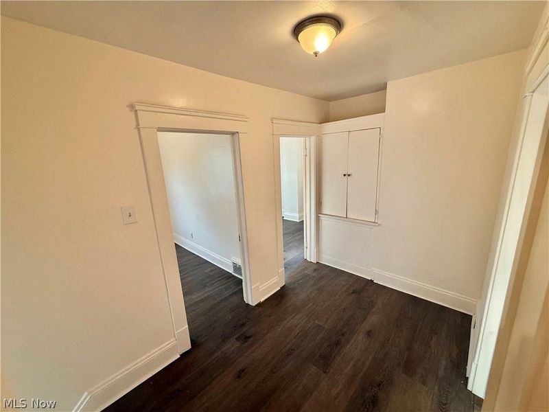 6913 Harvard Avenue, Cleveland, OH 44105 Photo 11