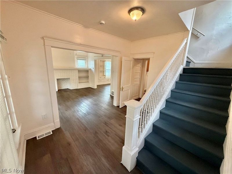 6913 Harvard Avenue, Cleveland, OH 44105 Photo 3