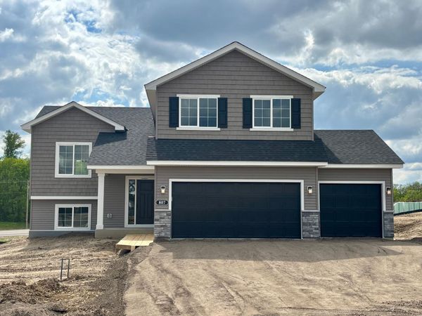 807 Walnut Grove Lane, Hanover, MN 55341