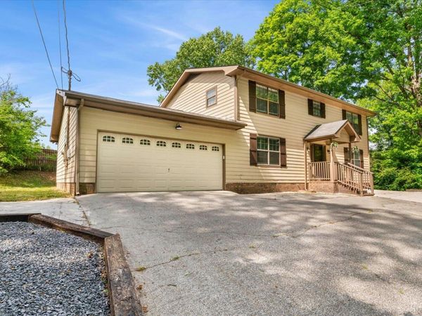 1921 Tibbs Terrace, Dalton, GA 30720