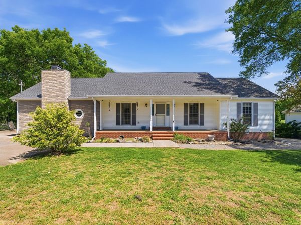 1050 Brinkley Rd, Murfreesboro, TN 37128