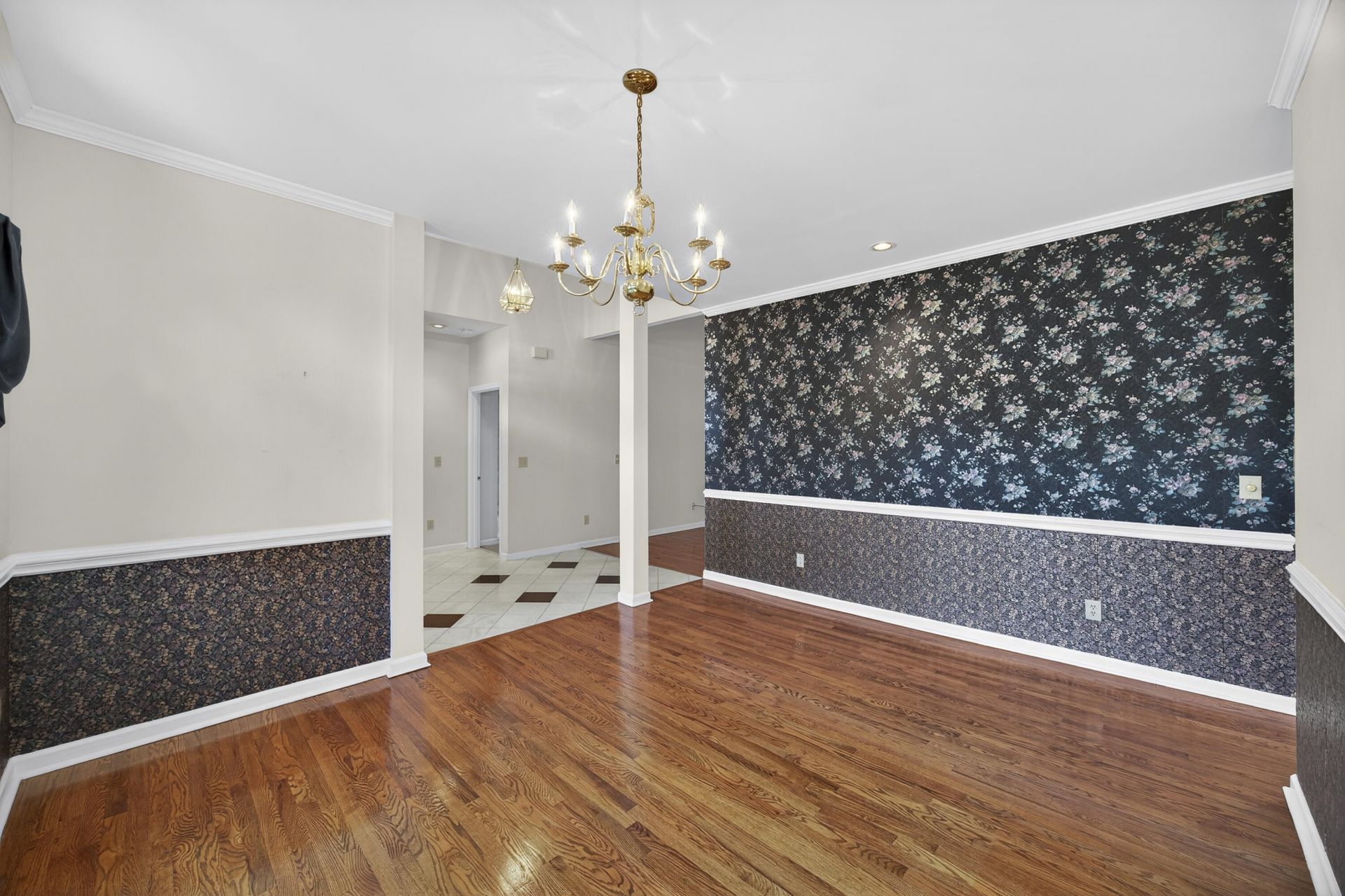 5425 Roxbury Drive Photo 21