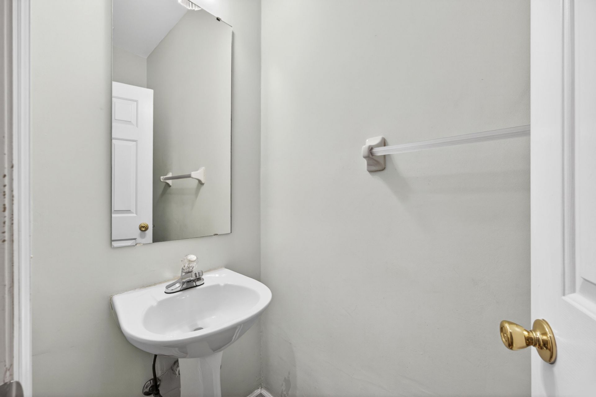 5425 Roxbury Drive Photo 32