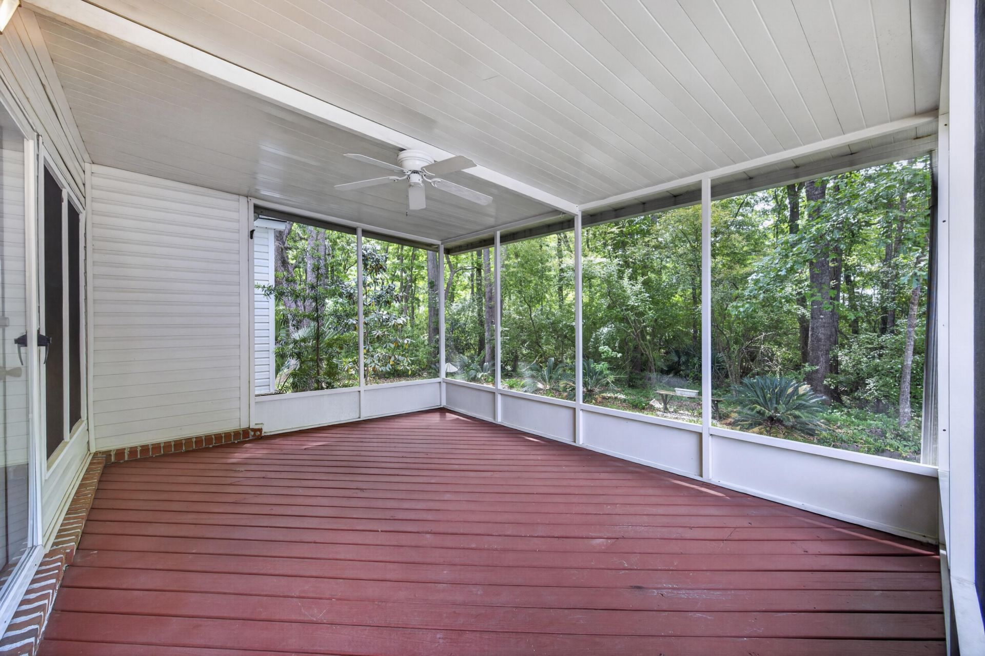 5425 Roxbury Drive Photo 36