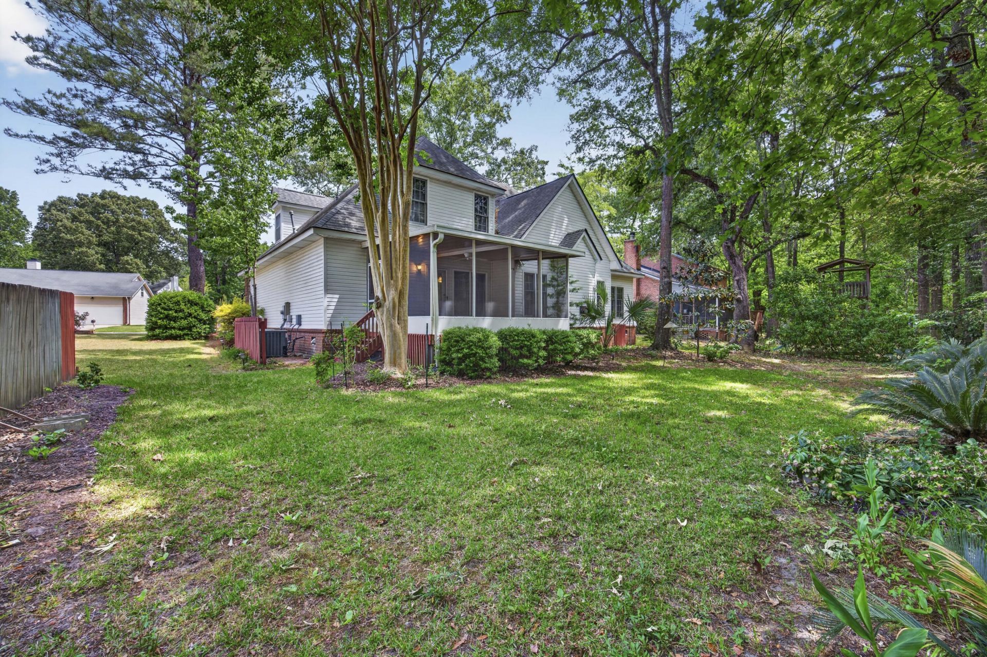 5425 Roxbury Drive Photo 39