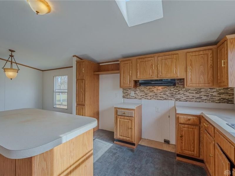 454 E Church Street, Xenia, OH 45385 Photo 12