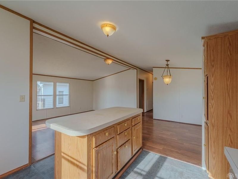 454 E Church Street, Xenia, OH 45385 Photo 13