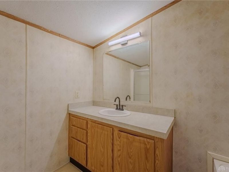 454 E Church Street, Xenia, OH 45385 Photo 24