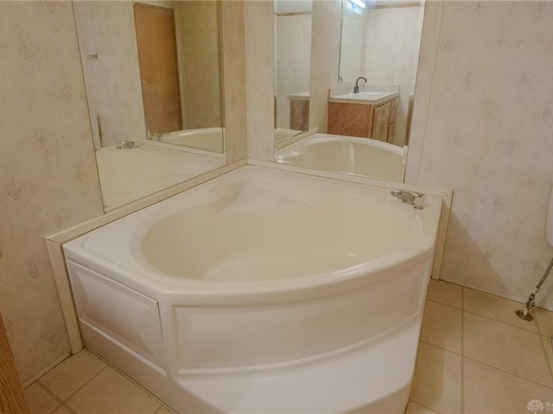 454 E Church Street, Xenia, OH 45385 Photo 27