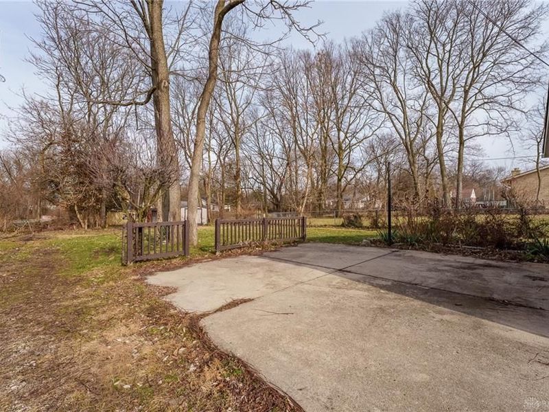 454 E Church Street, Xenia, OH 45385 Photo 32