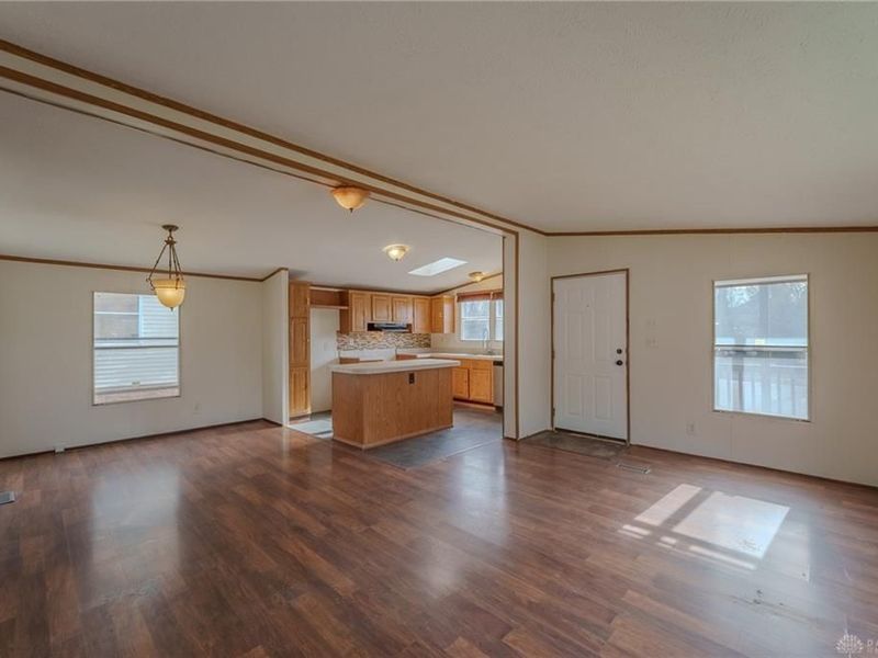 454 E Church Street, Xenia, OH 45385 Photo 8