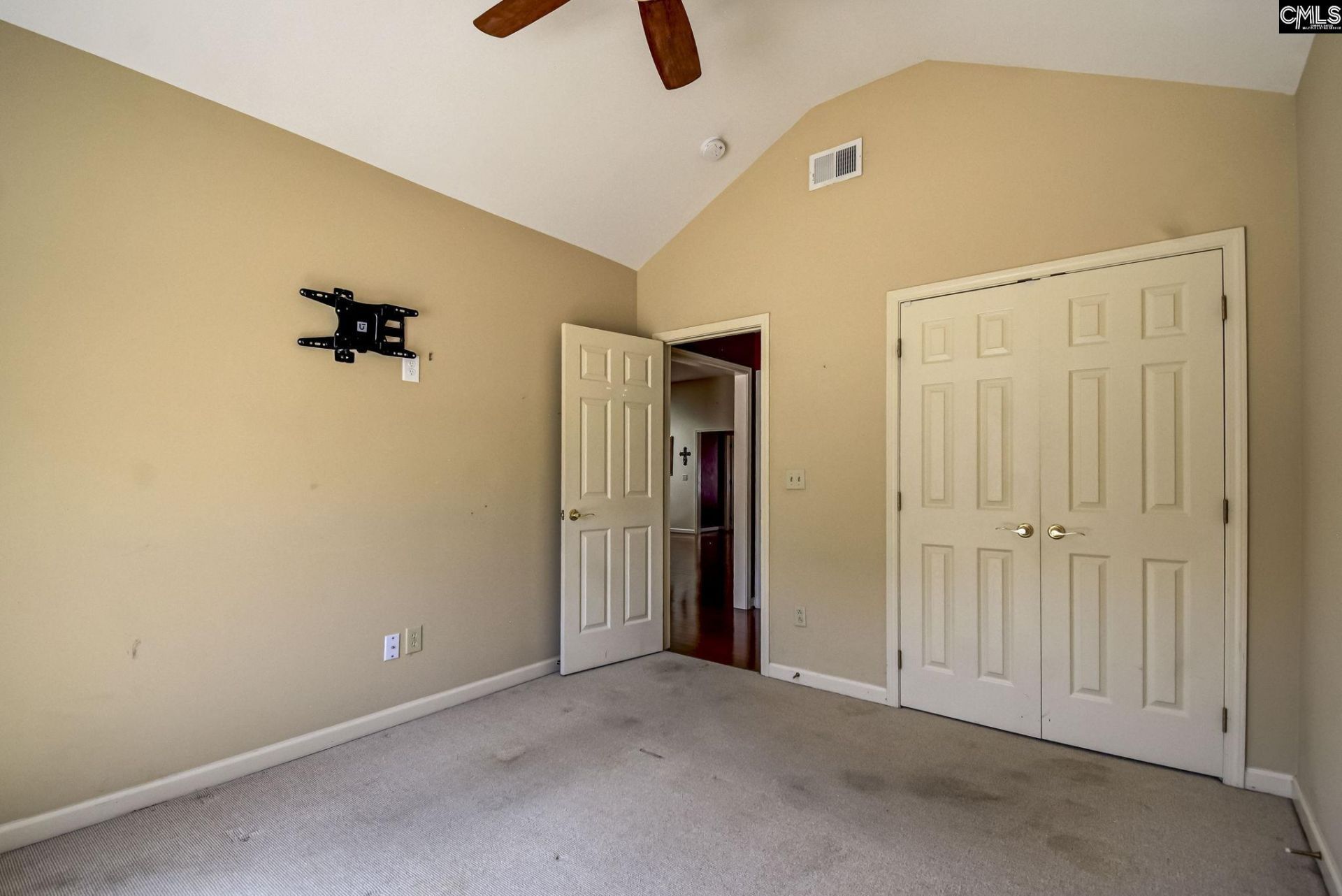 202 Pinnacle Drive Photo 7