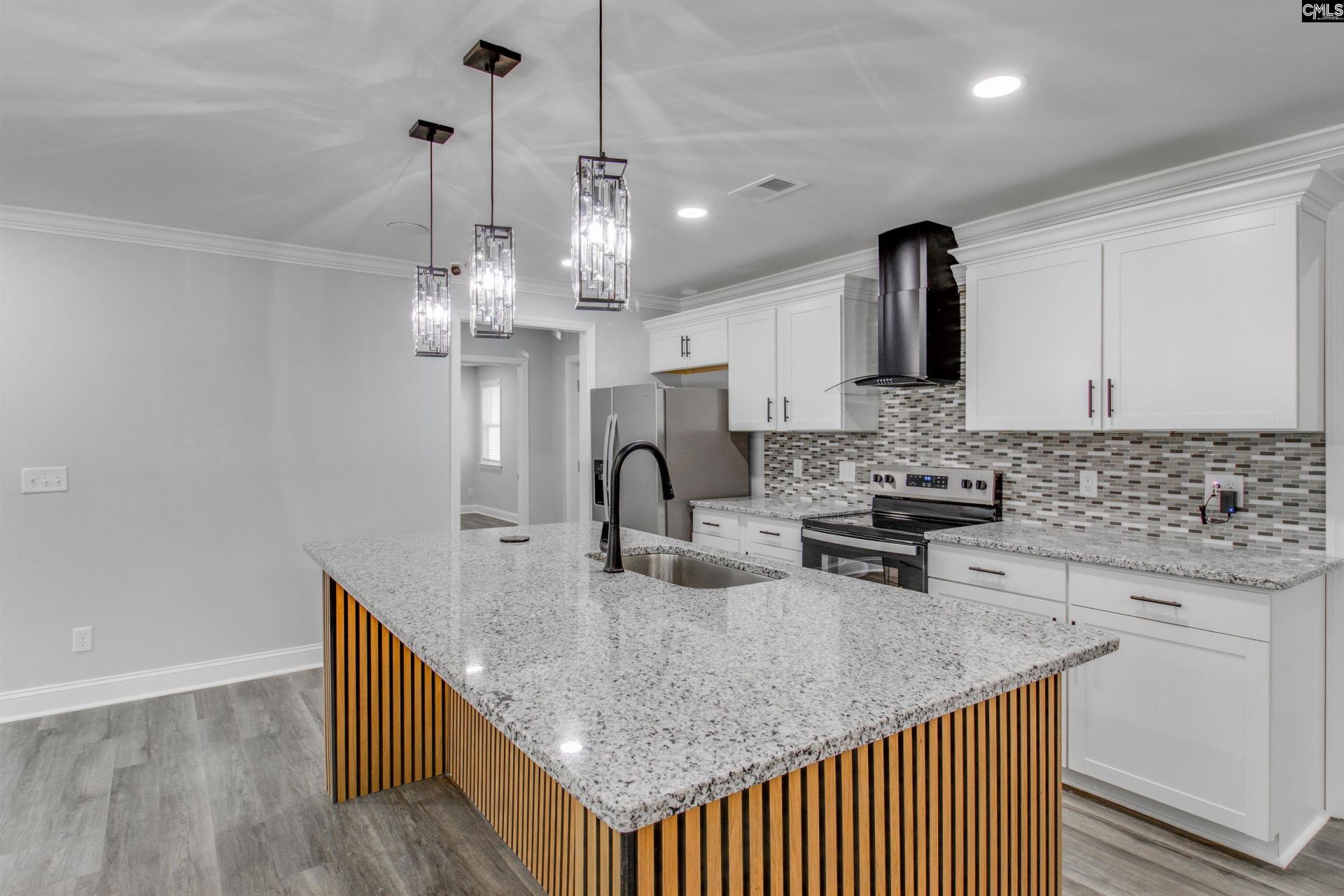 2327 Willow Street Photo 10