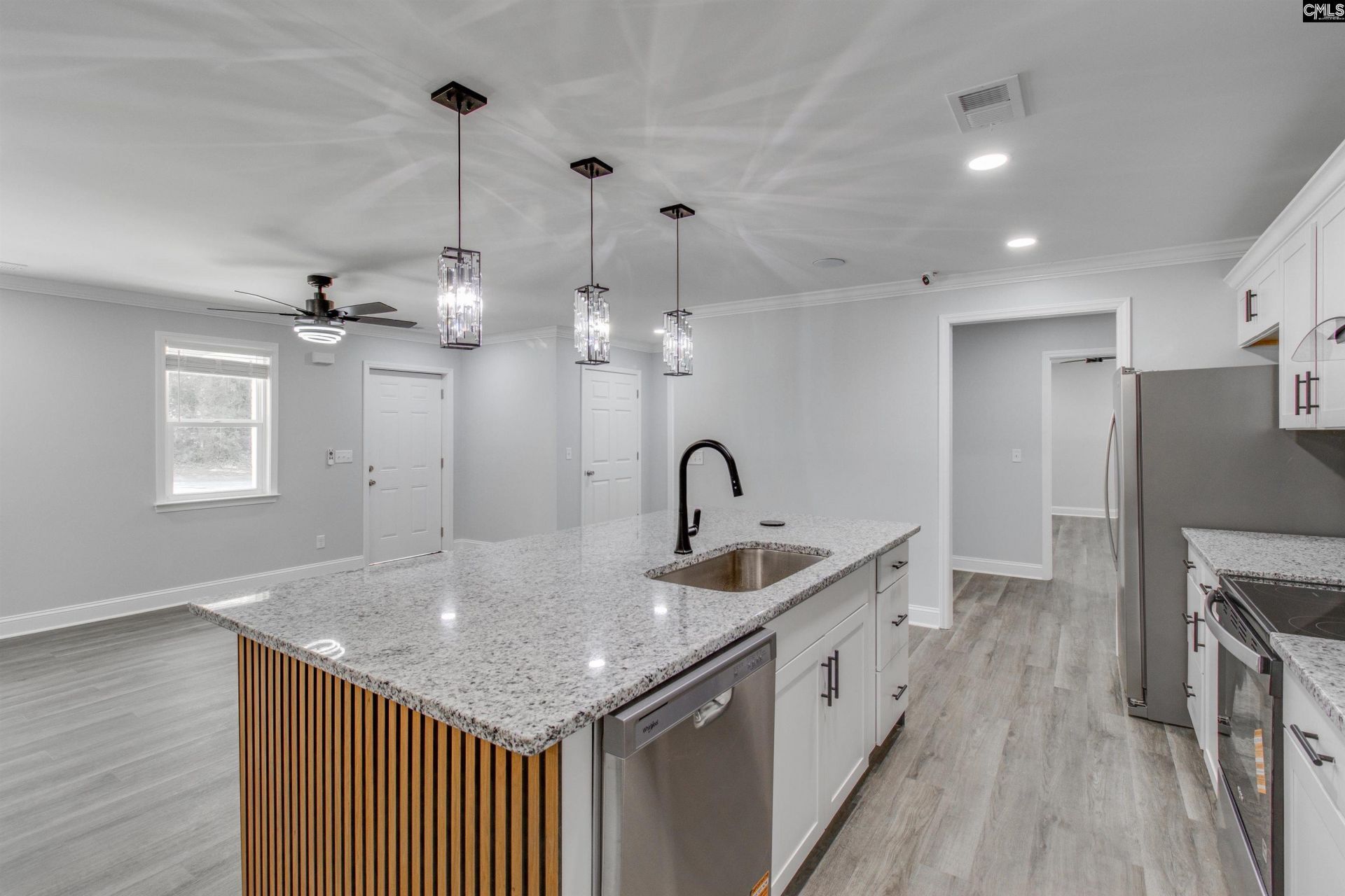 2327 Willow Street Photo 11