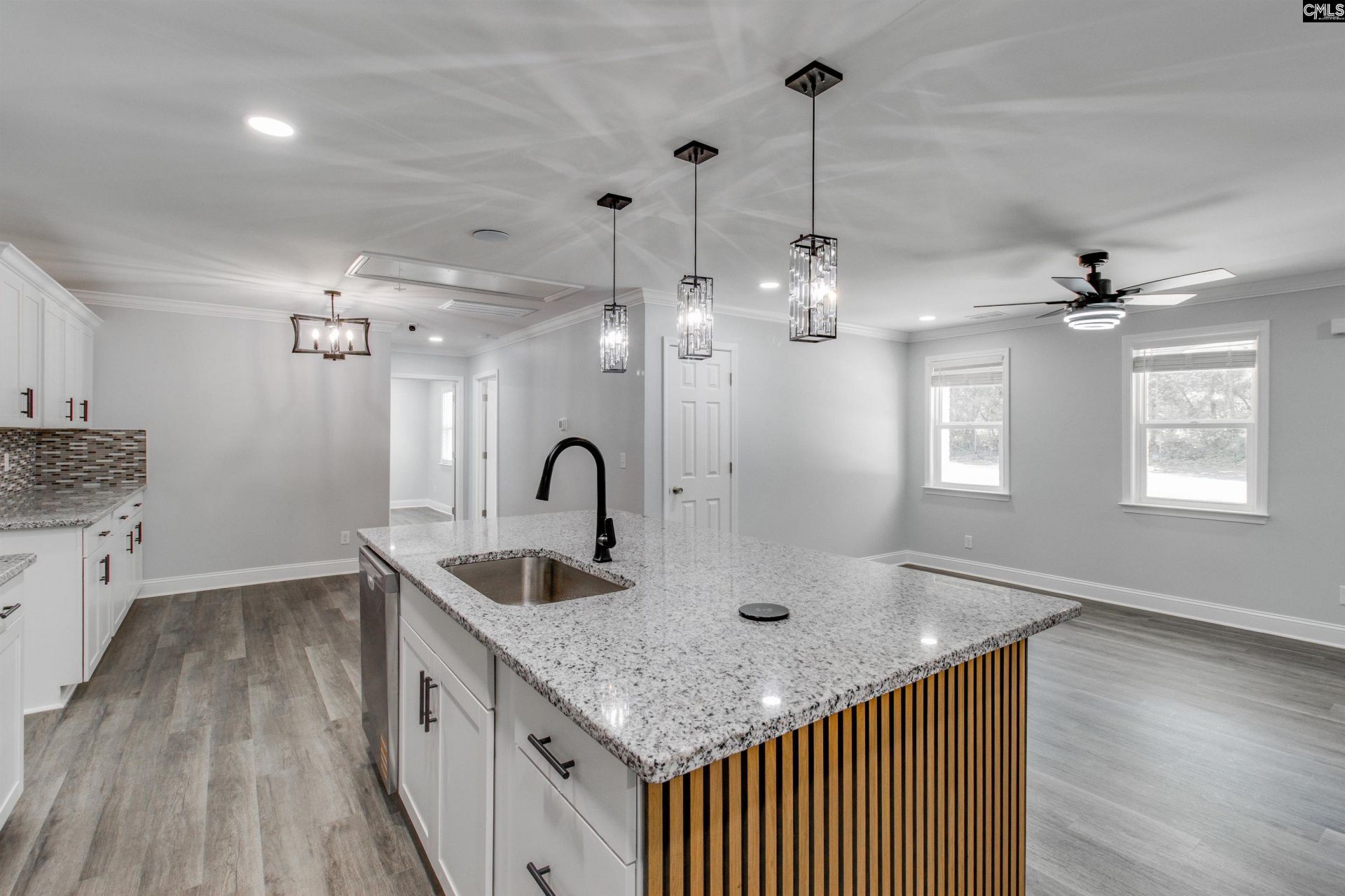 2327 Willow Street Photo 12