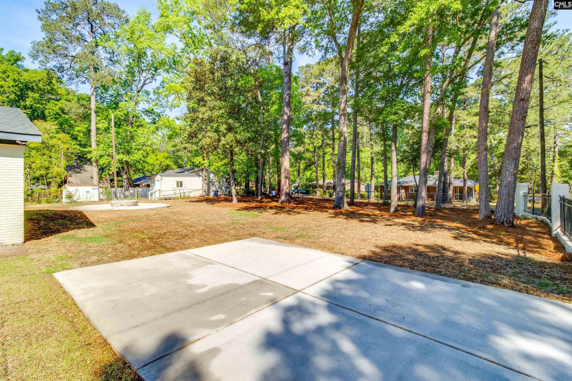 2327 Willow Street Photo 35