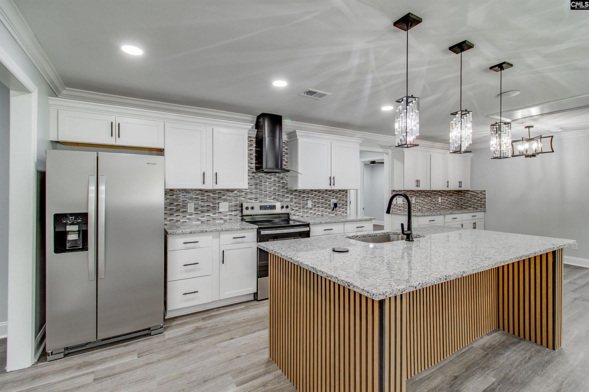 2327 Willow Street Photo 9