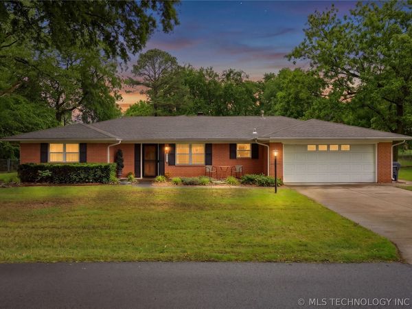 8944 E 116th Street S, Bixby, OK 74008