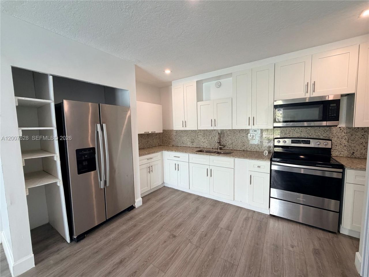 7031 NW 20th St, Sunrise, FL 33313 Photo