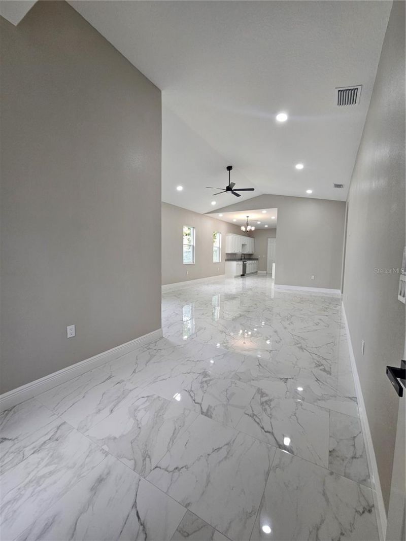 4502 42nd Avenue N, Saint Petersburg, FL 33714 Photo