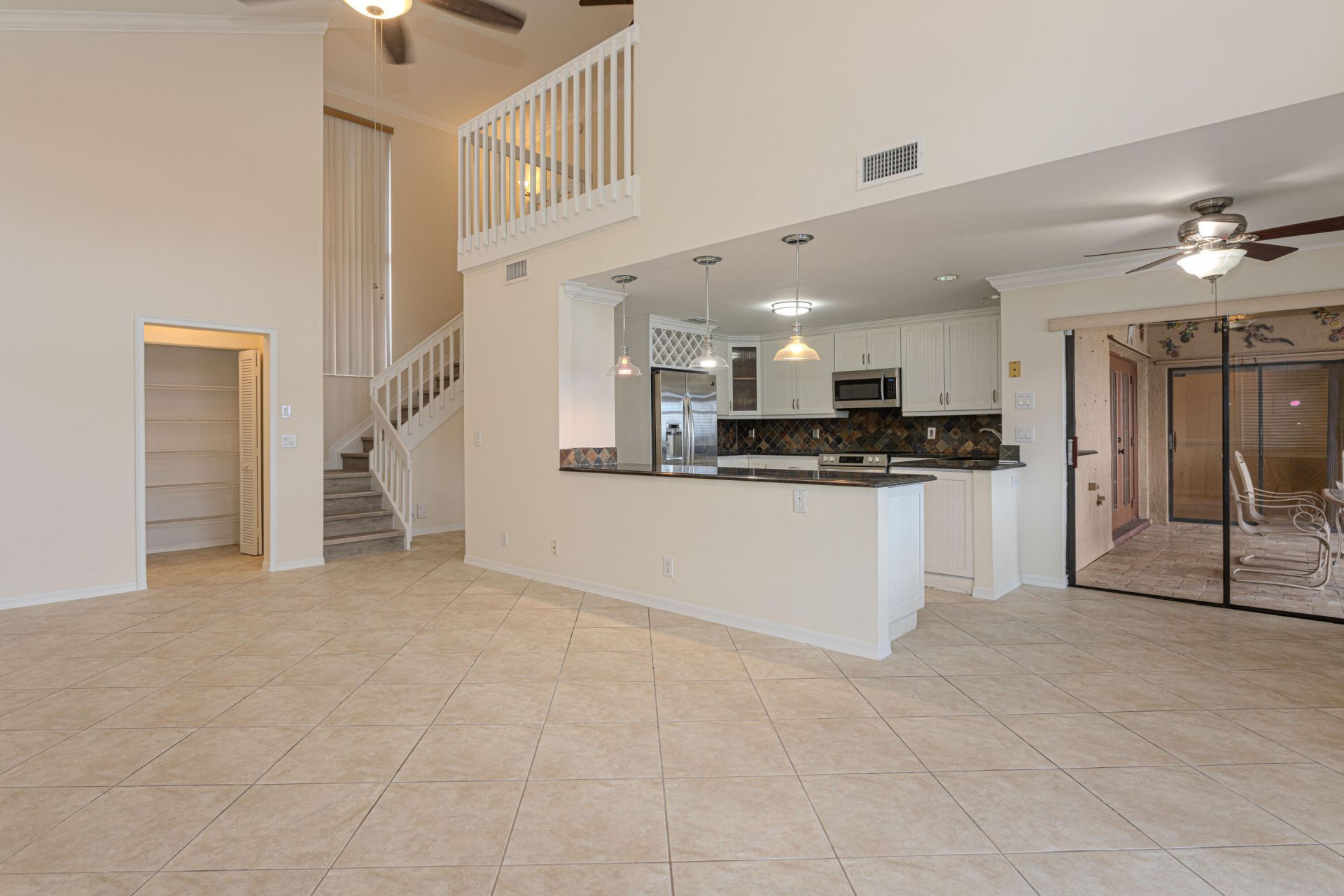 19921 NW 4th Street, Pembroke Pines, FL 33029 Photo