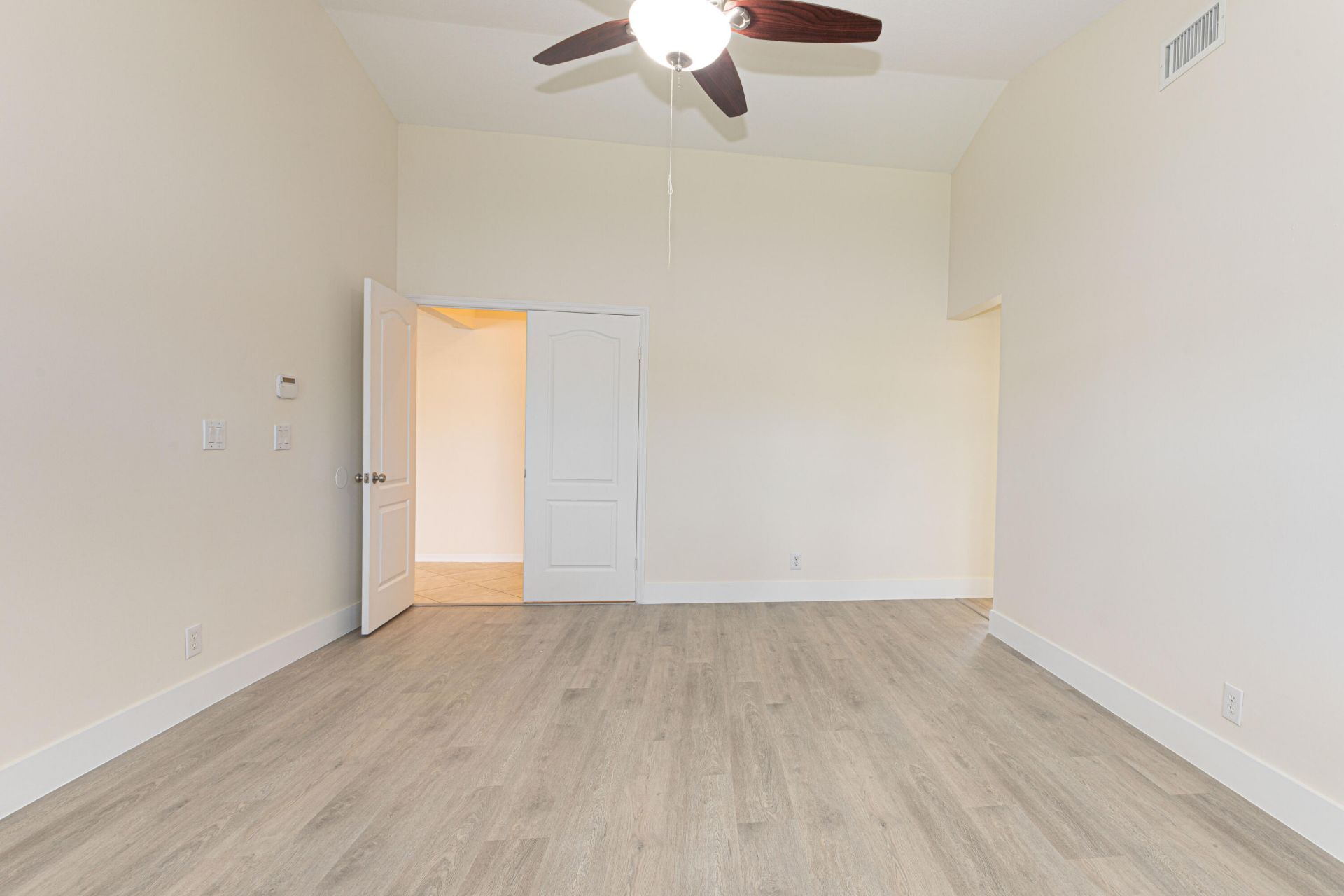 19921 NW 4th Street, Pembroke Pines, FL 33029 Photo