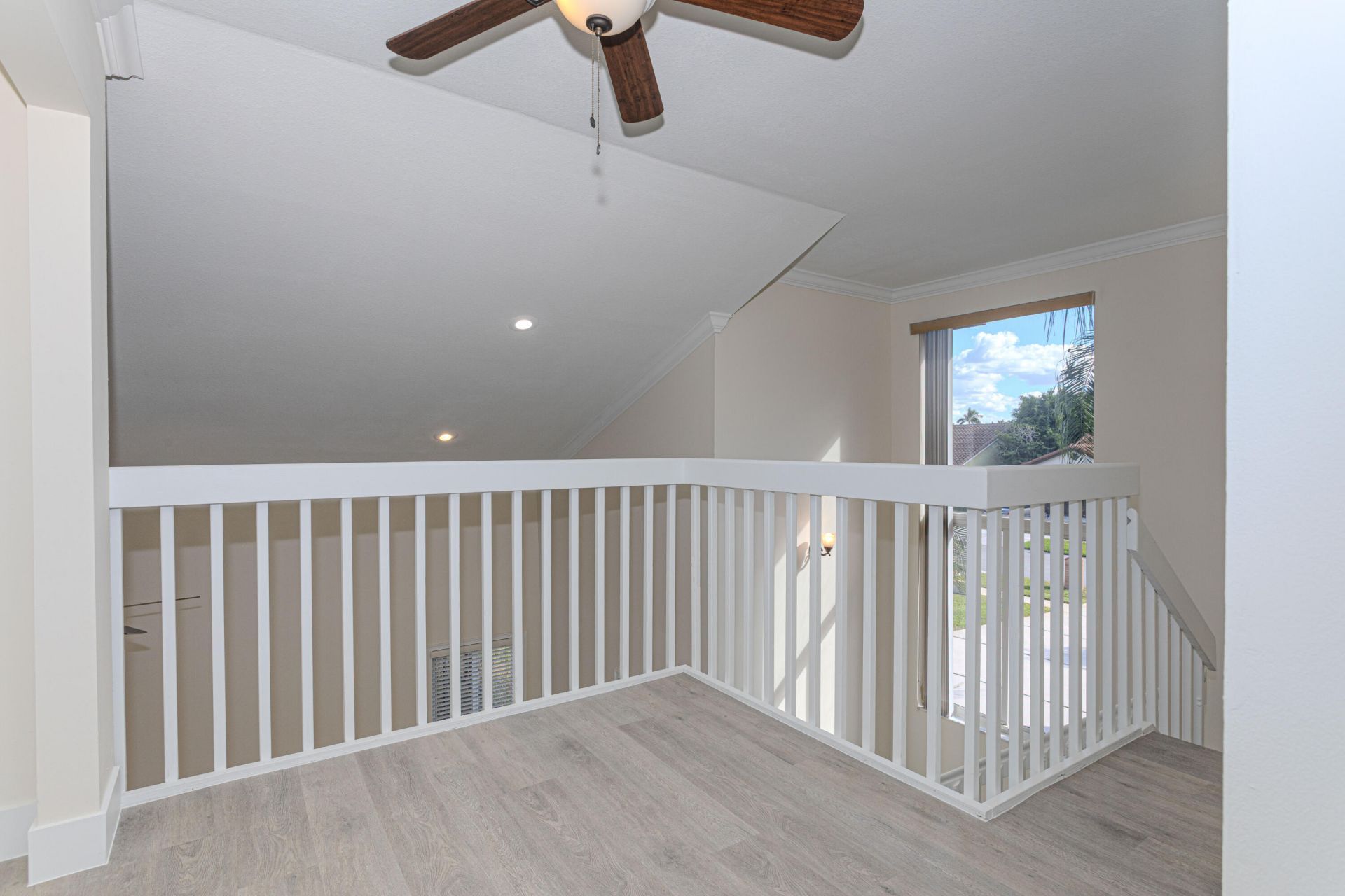 19921 NW 4th Street, Pembroke Pines, FL 33029 Photo