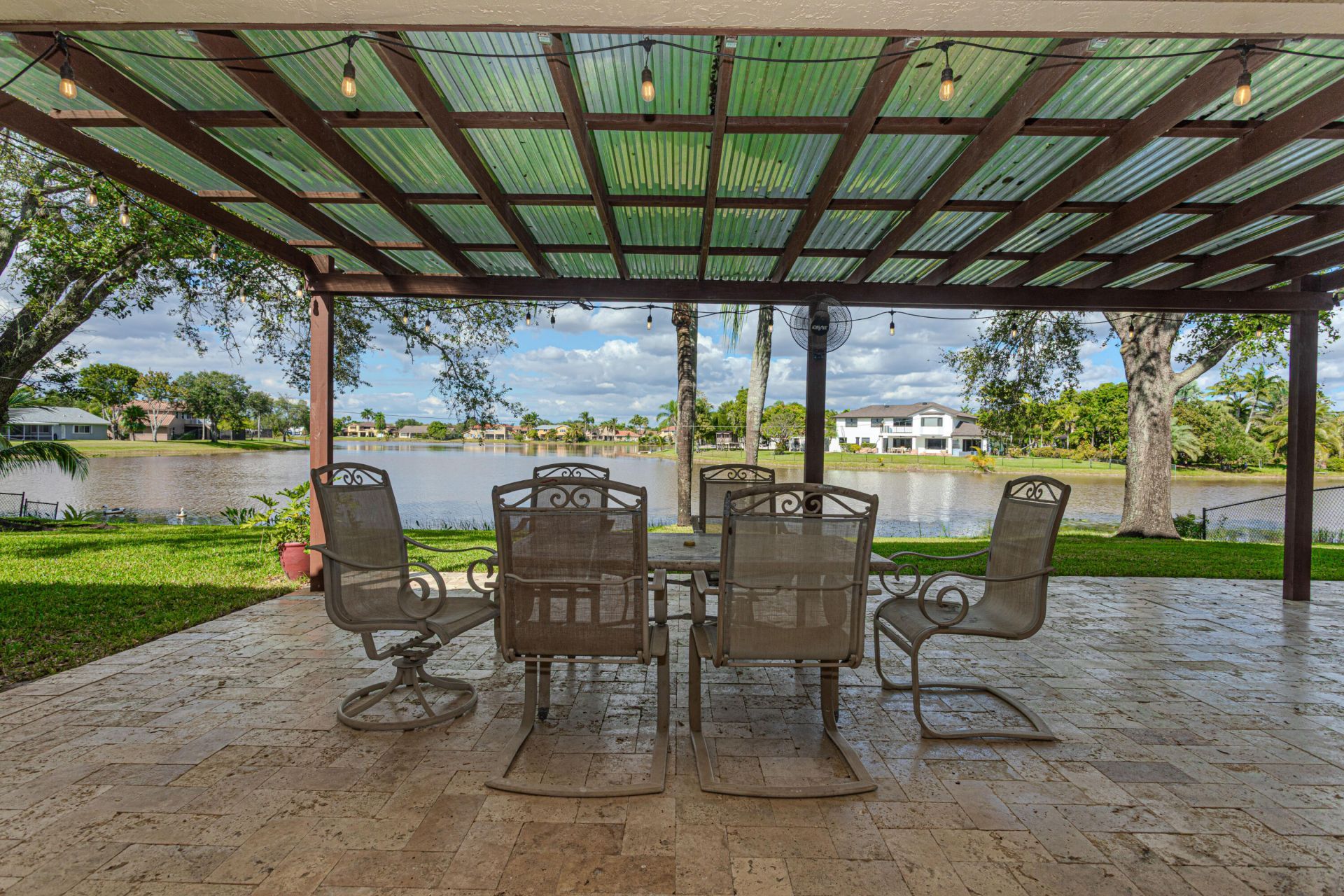 19921 NW 4th Street, Pembroke Pines, FL 33029 Photo