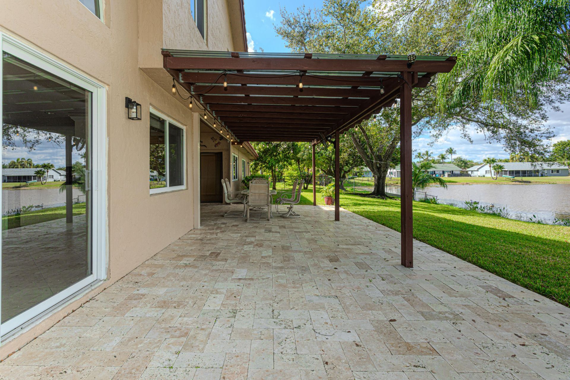 19921 NW 4th Street, Pembroke Pines, FL 33029 Photo