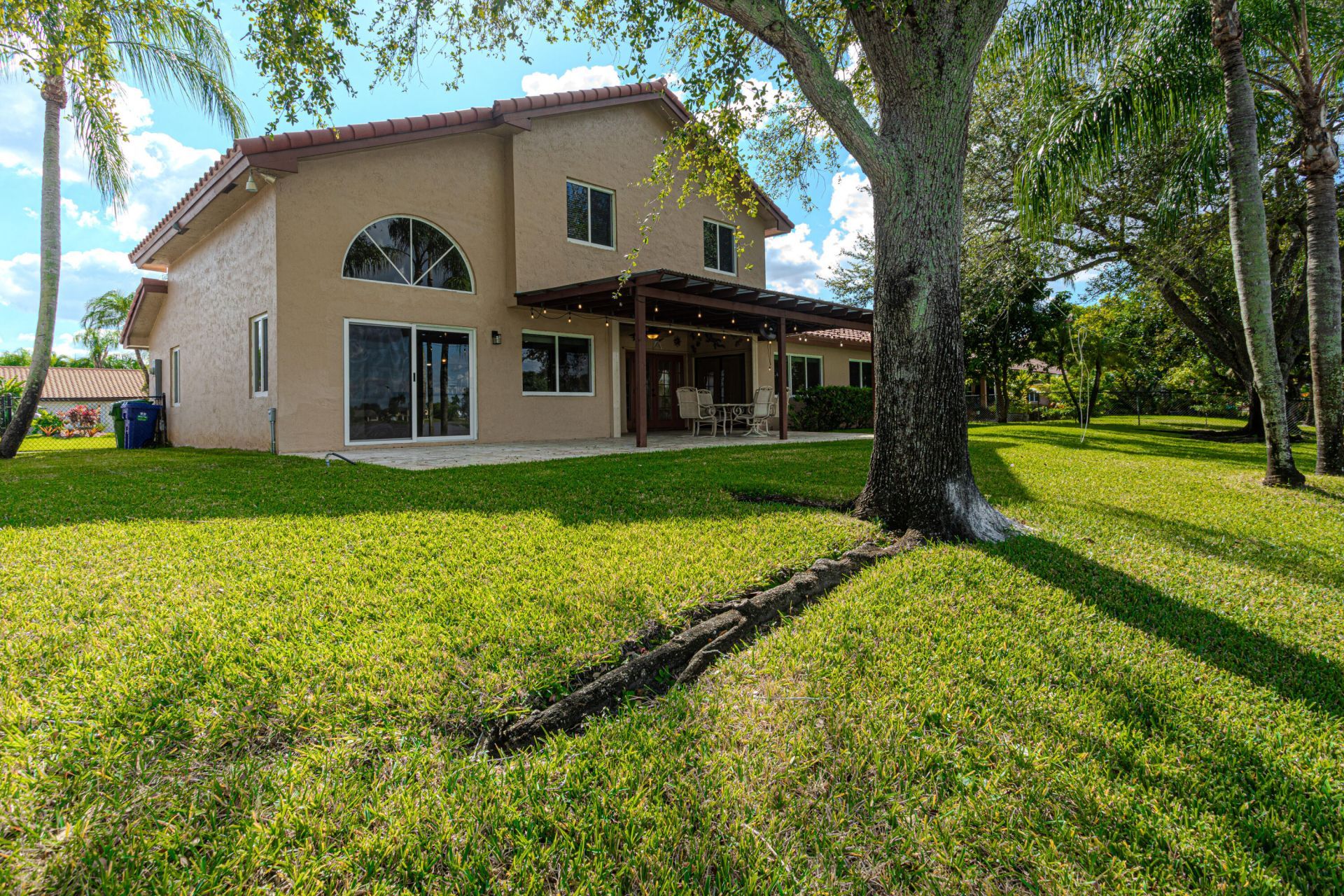 19921 NW 4th Street, Pembroke Pines, FL 33029 Photo