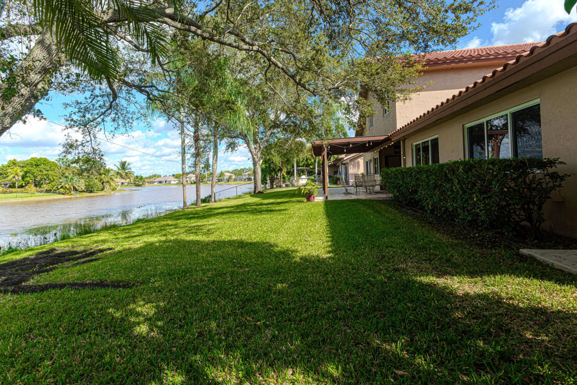 19921 NW 4th Street, Pembroke Pines, FL 33029 Photo
