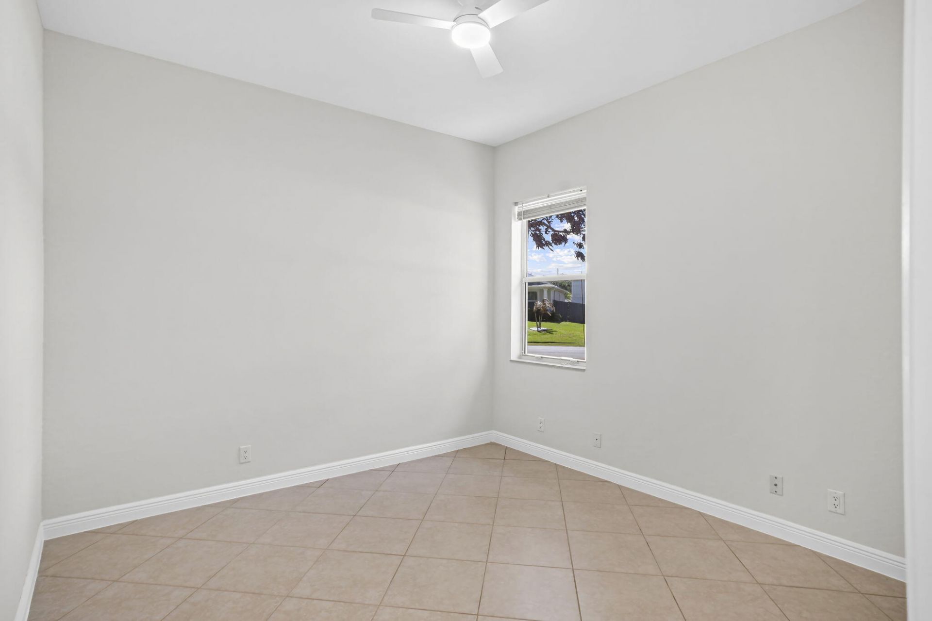 5445 NW Briscoe Drive, Port Saint Lucie, FL 34986 Photo