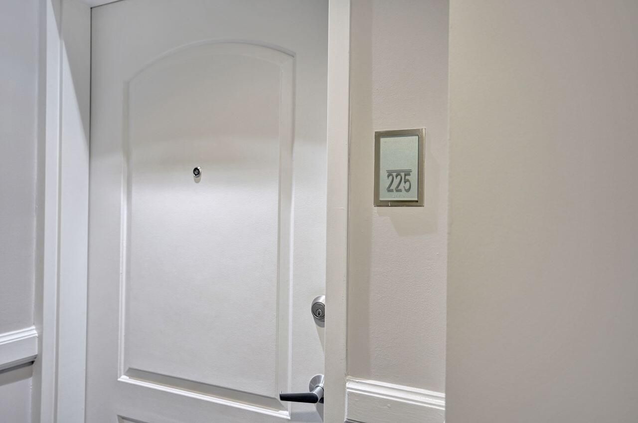 801 S Olive Avenue, Unit 225, West Palm Beach, FL 33401 Photo
