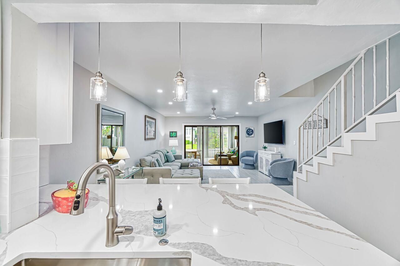 820 E Gulf Dr, Unit A101, Sanibel, FL 33957 Photo