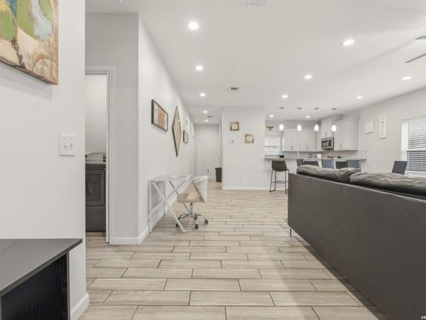 128 SHARER ST, San Antonio, TX 78208