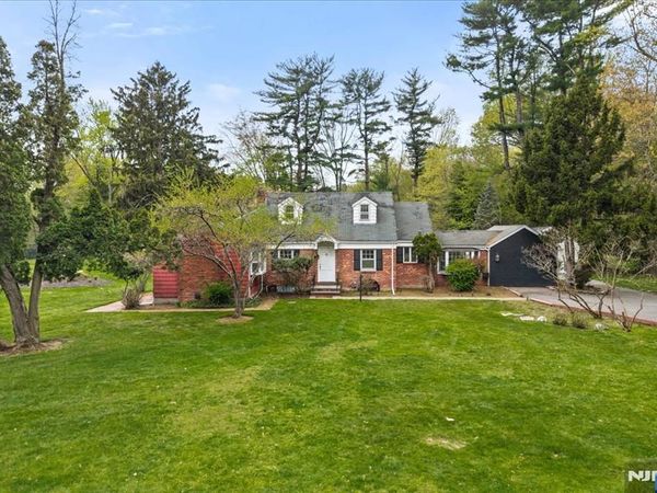 452 Harriot Avenue, HARRINGTON PARK, NJ 07640